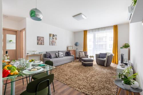 Corvin negyed Apartment | Bubbly Calm by STN