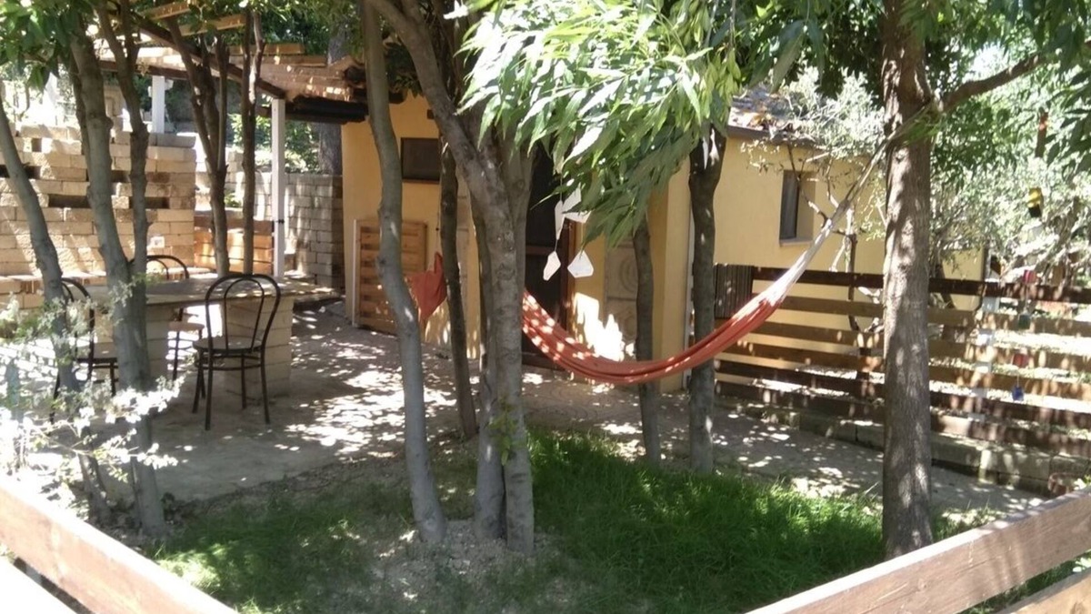 Castel Colonna Apartment | BUBO - Among the plants just a stone's throw from the pool
