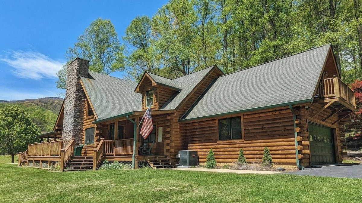 Waynesville House | Buck Run on Balsam Ridge, Log Home, A place for togetherness, Well Stocked