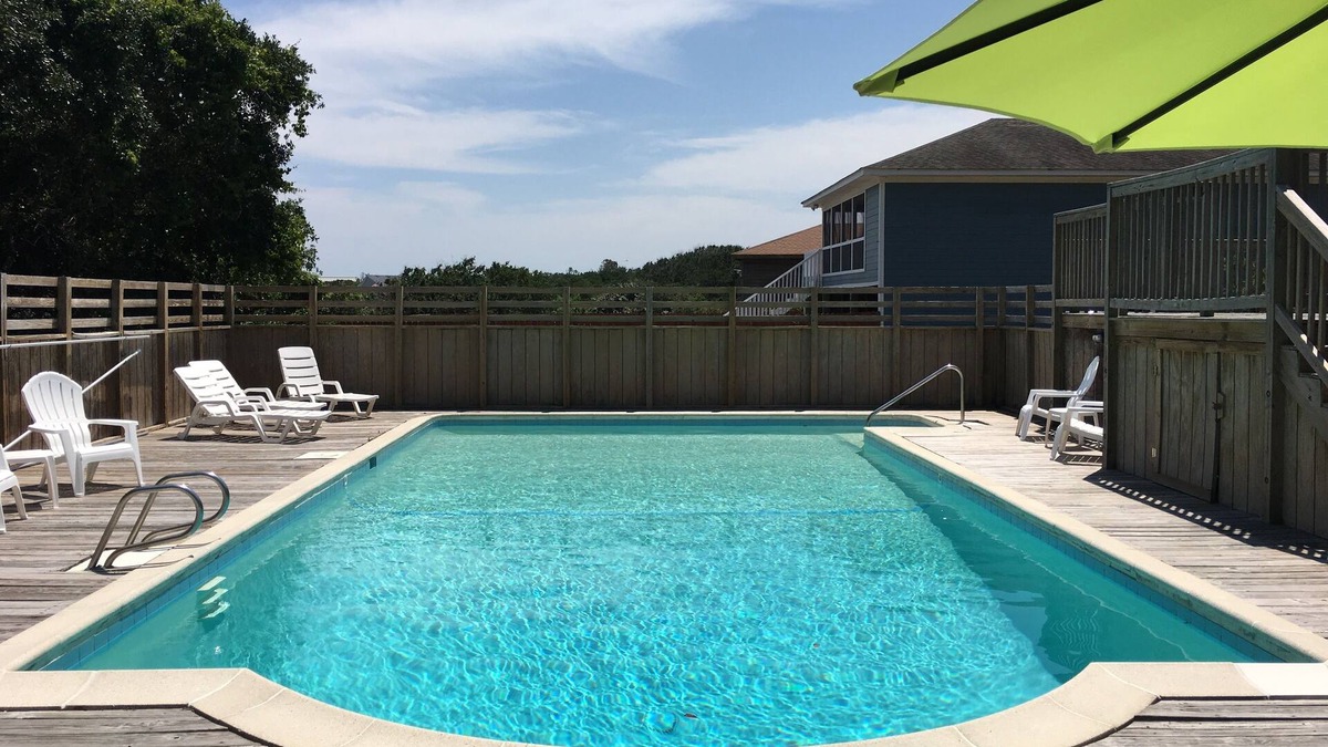 Sea Scape House | BUCKEYE BEACH INN! LOCATED ON GOLF COURSE, LARGE POOL, 5 MINUTES TO BEACH!