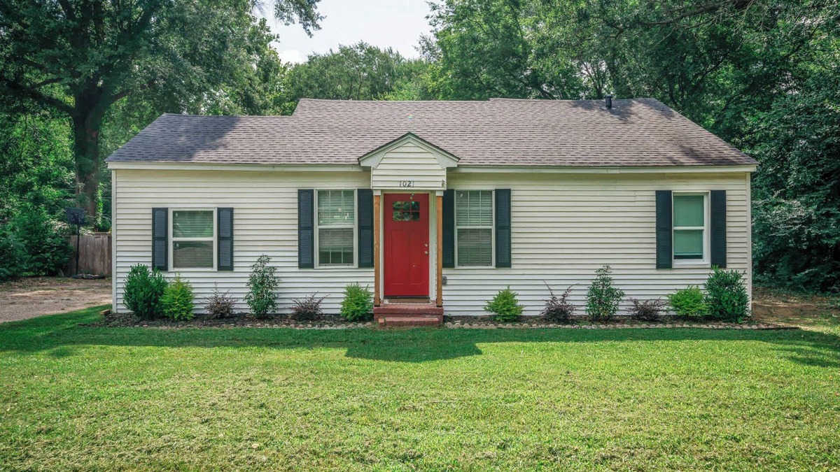 Gilmer House | Buckeye Hideaway Summ