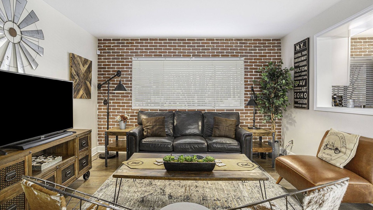 Garden Hills Condo | Buckhead- Atlanta Condo