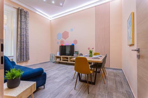 Vizivaros Apartment | Buda Castle Charming 2 bedrooms