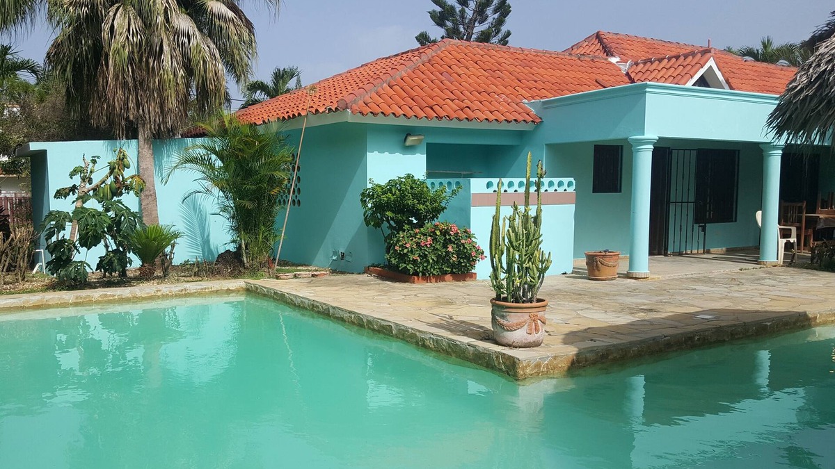 Sosua Villa | Budget 4BD guest-friendly villa with private pool, Wi-Fi, Cable TV