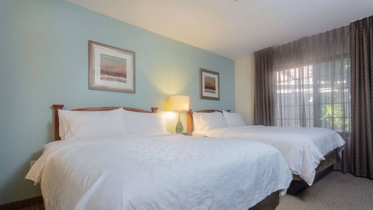 Anaheim Resort Resort | Budget-Friendly Getaway! 2 Modern Units, Pet-Friendly, with Free Breakfast