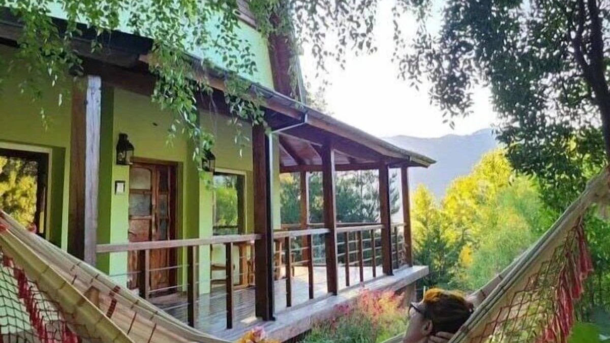 El Bolson Bed & Breakfast | Buena Vida Social Club
