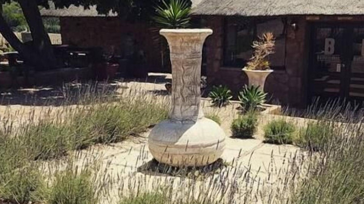 Lydenburg House | Buffelsvley Guest Farm and Klipskuur Wedding Venue