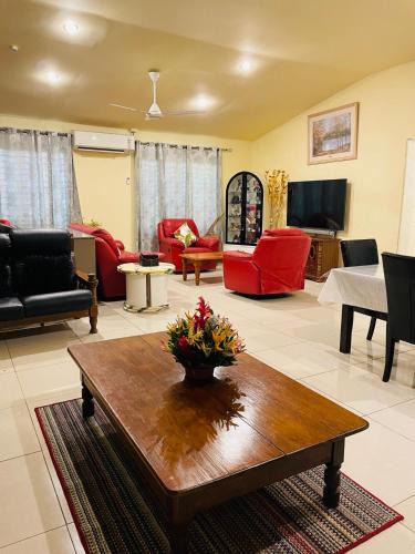 Nadi House | Bula Breeze Lodge