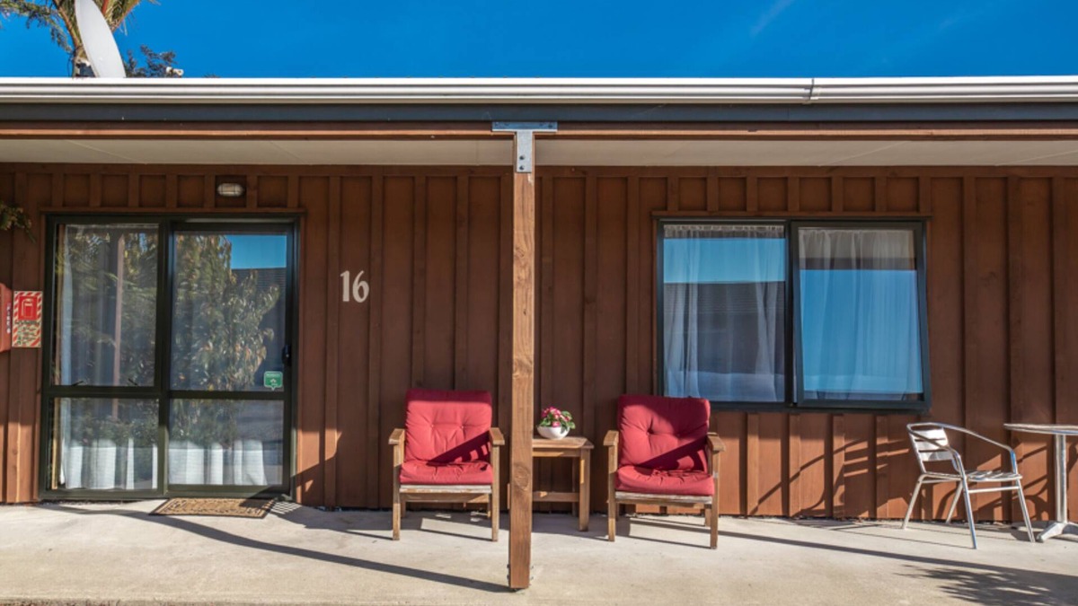 Westport Hotel | Buller Bridge Motel