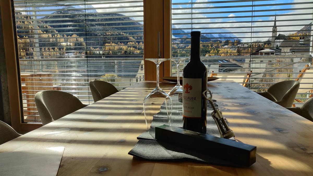 Engadin Scoul House | Buna Saira - Modern with mountain views at the stream + SONOS / Netflix / Spotify + opt. Saun