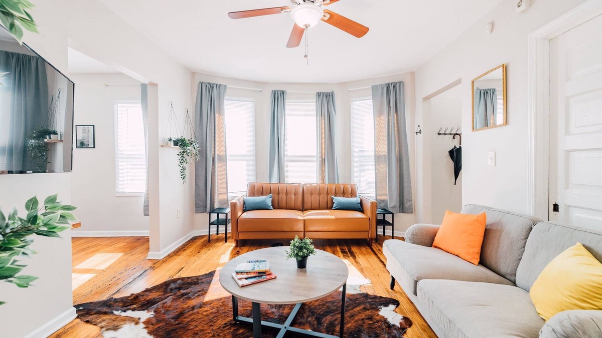Detroit Apartment | Bundled Duplex for Groups