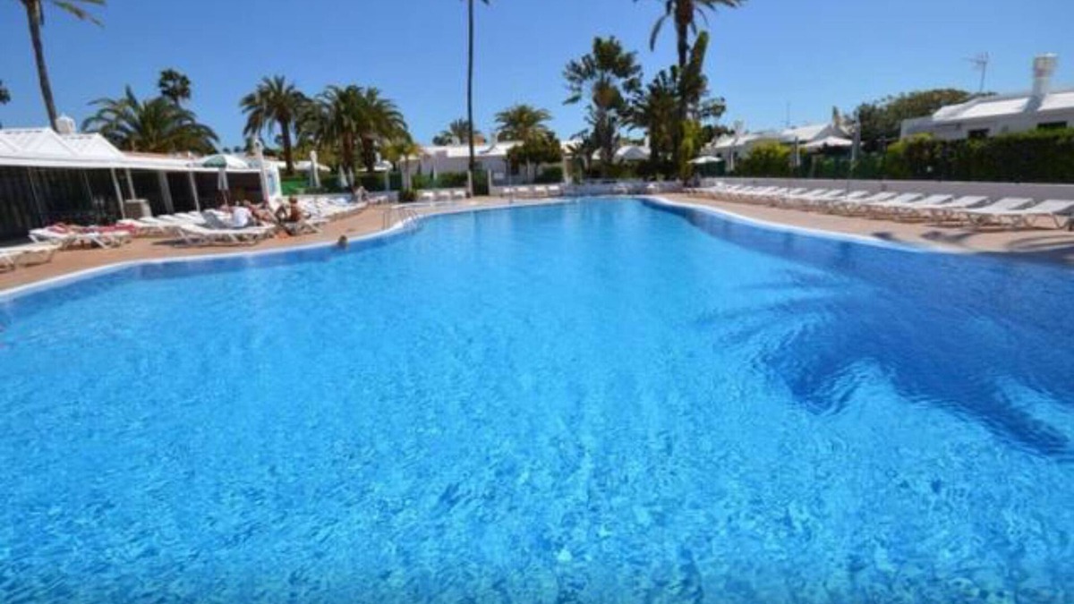 Maspalomas House | Bungalow with terrace and garden