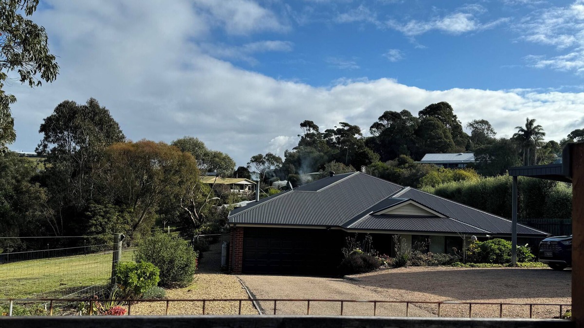 Lake Bunga House | Bunga Lodge @ Lakes Entrance 10 min walk to the beach and lake!