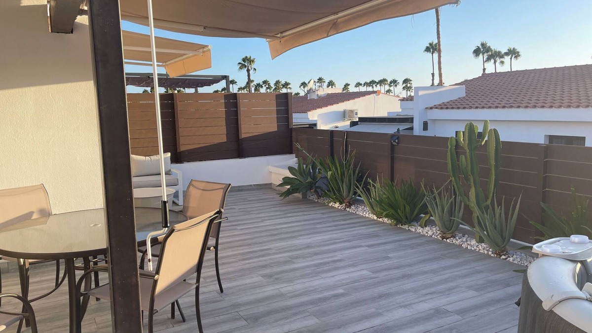 Maspalomas Villa | Bungalow with jacuzzi in Maspalomas, private garden