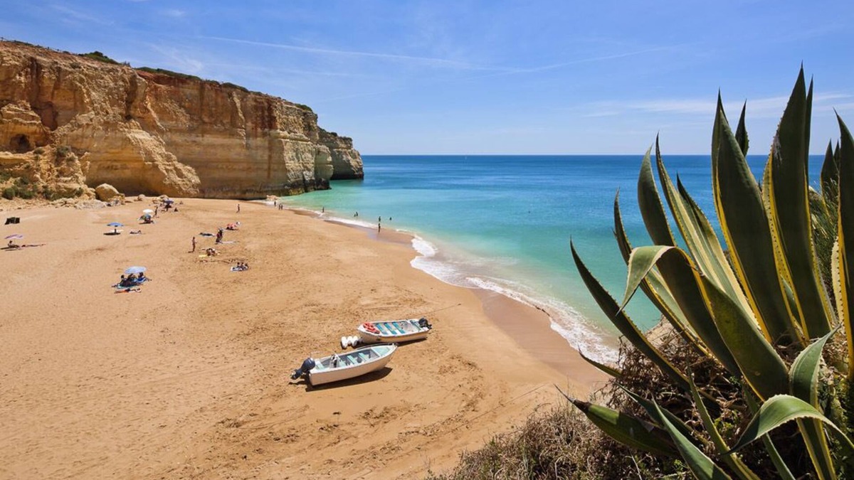 Lagoa e Carvoeiro Cottage | Bungallow on Benagil Beach