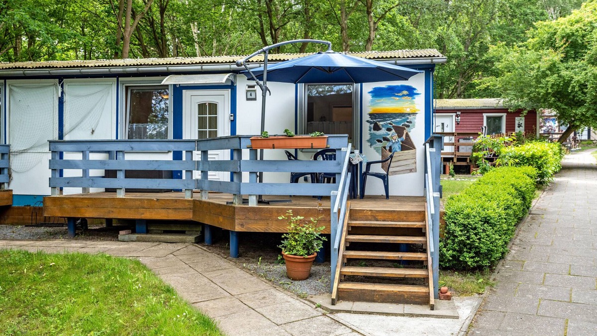Bakenberg House | Bungalow 'Bungalow Kay, Bgl 4' with Private Terrace and Wi-Fi