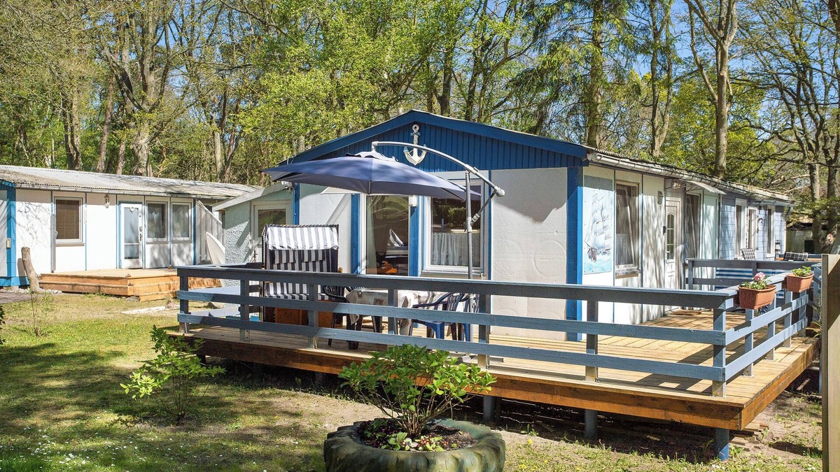 Bakenberg House | Bungalow 'Bungalow Mary Ann, Bgl 25' with Private Terrace and Wi-Fi
