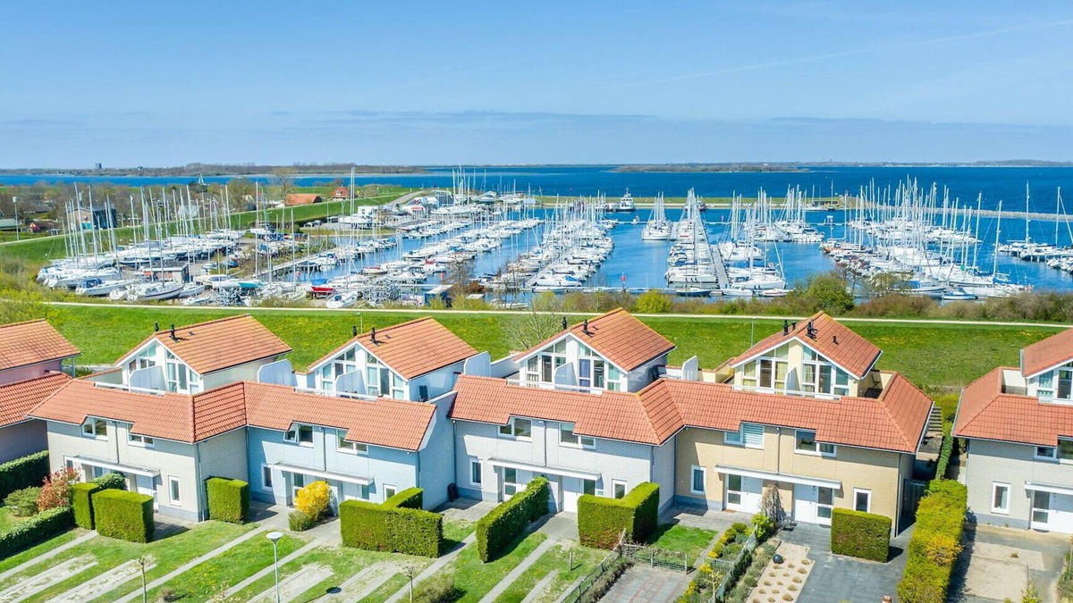 Brouwershaven Cottage | Bungalow for 8 persons