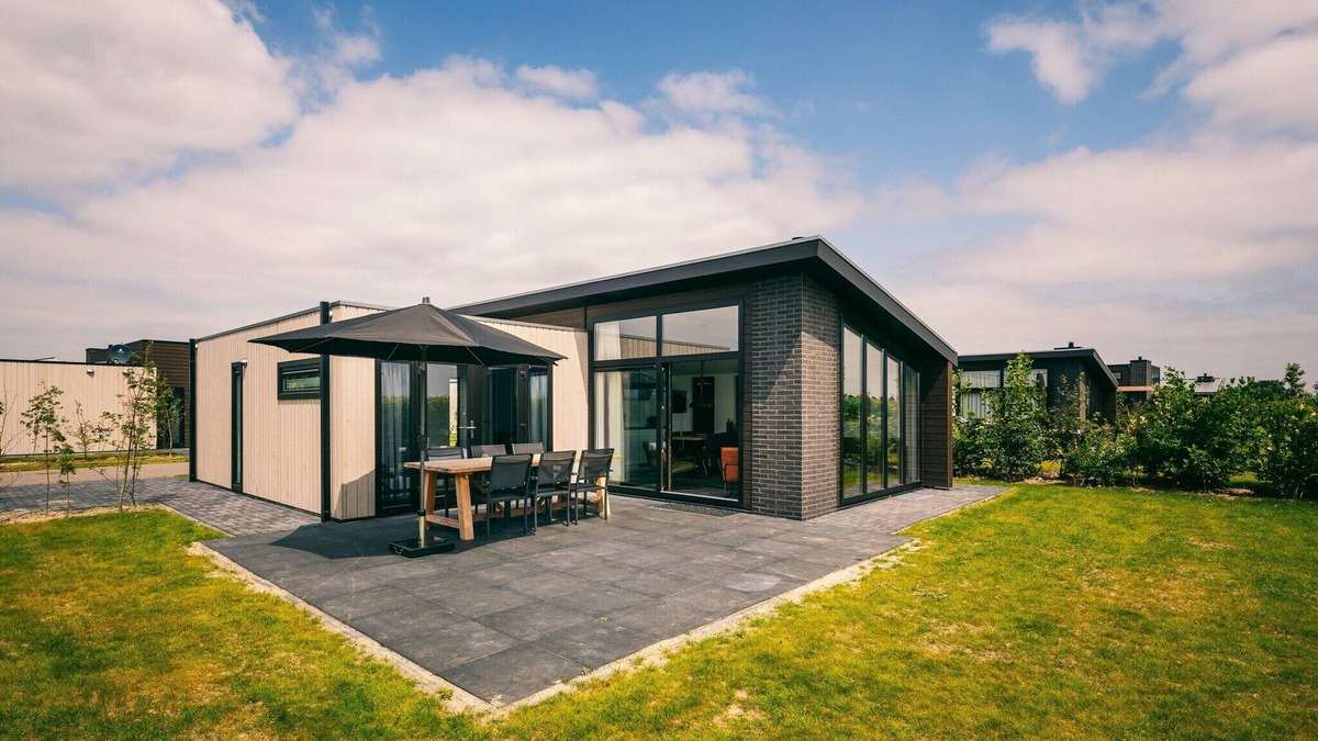 Herkingen House | Bungalow in Herkingen between nature reserve