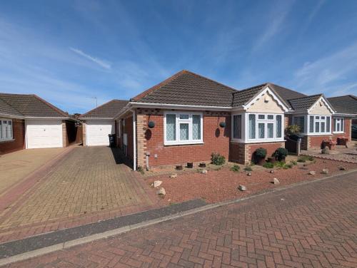 Clacton-on-Sea House | Bungalow near the beach