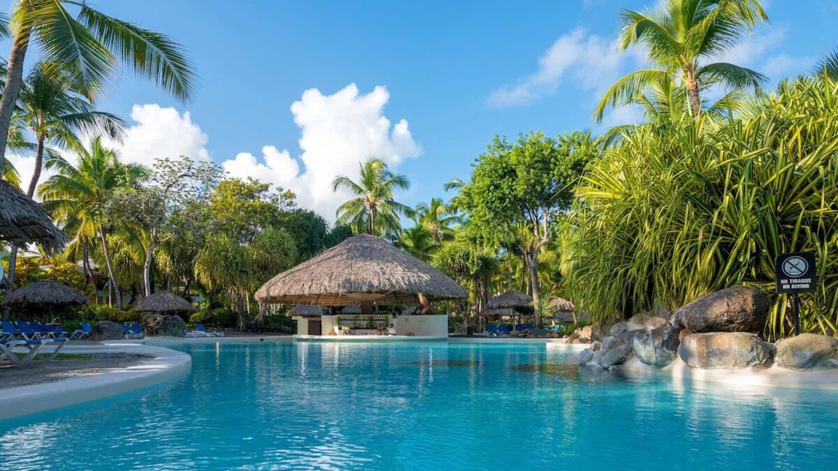 Bavaro Hotel | Bungalow Suite at Grand Bavaro | Themed Dining, Fun-Zone Pools & Eco Park