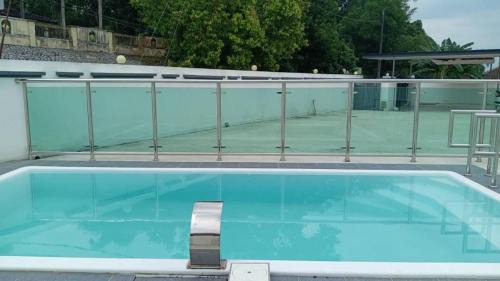 Taman Meru Apartment | BungalowD Pool Villa 7R6B with Netflix Great Movies & Dramas