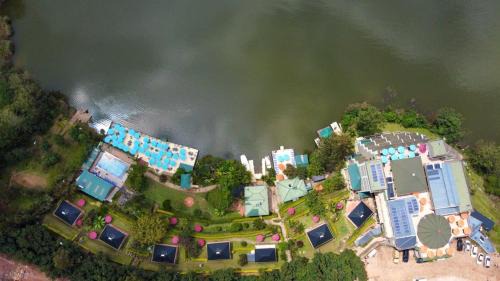 Kabale Resort | Bunyonyi Safaris Resort