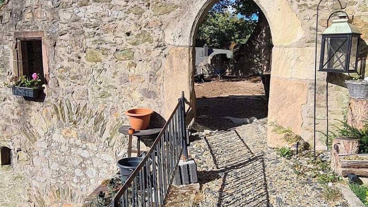 Wetzlar Other | Burg Hermannstein - KingsRoom