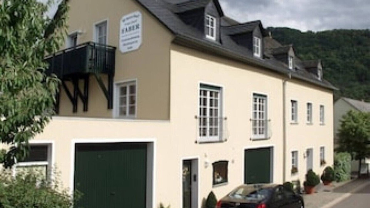 Minheim Apartment | Burglay with balcony, Winzerhof Faber