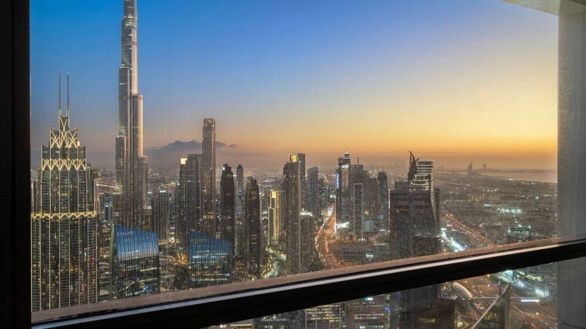 DIFC Apartment | Burj Khalifa & Downtown Views | 3BR Family Retreat Near Dubai Mall