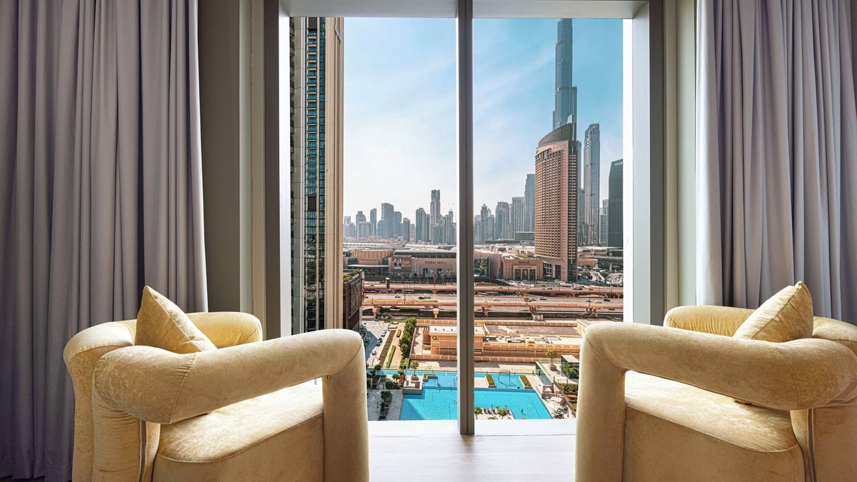Downtown Dubai Apartment | Burj Khalifa View with Mall Link Free Parking