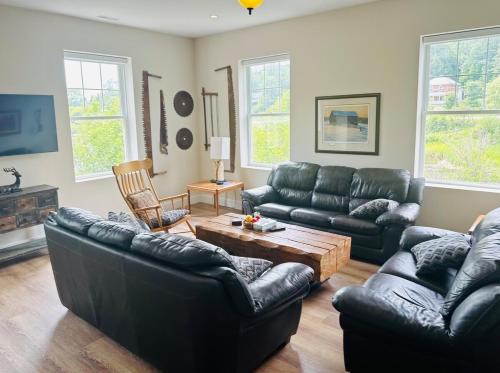 Burk's Falls Apartment | Burk Fall view 3B3B