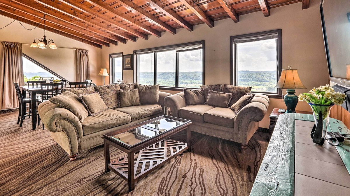 Burkesville Apartment | Burkesville Apt w/ Pool ~ 16 Mi to Dale Hollow!