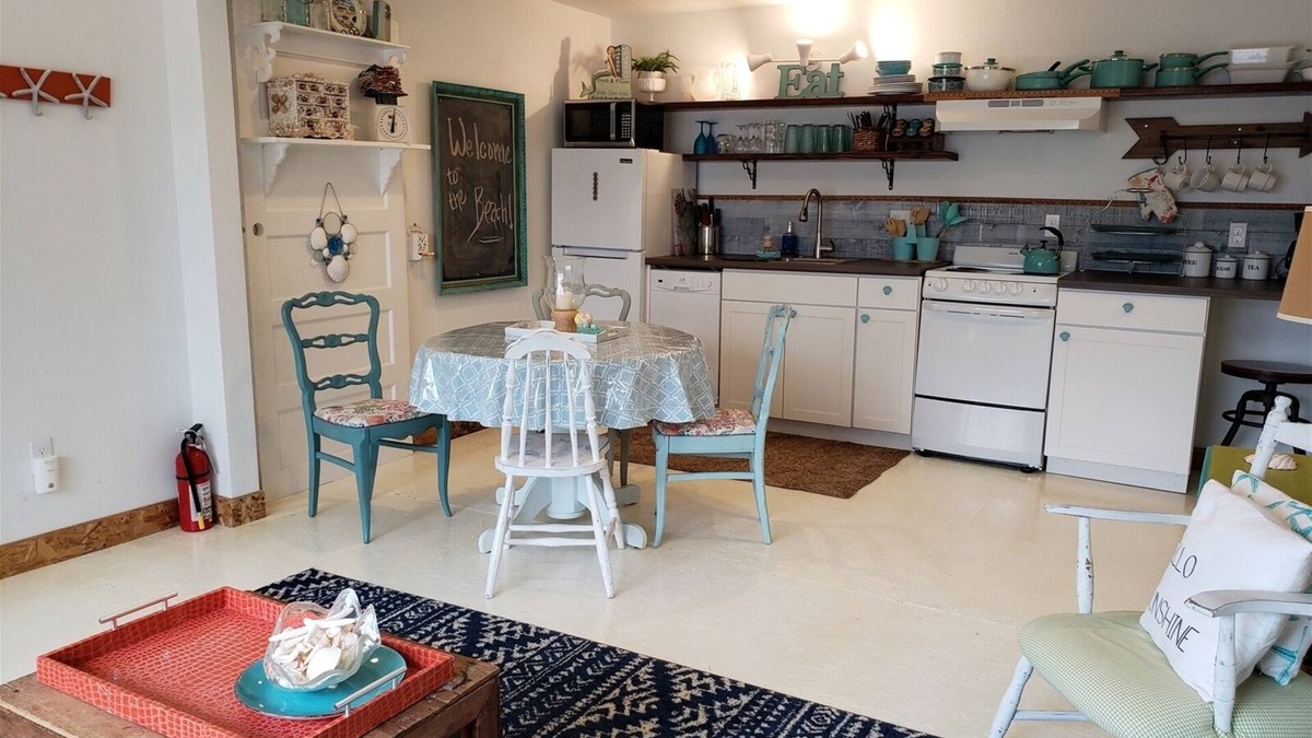 Ocean Shores House | Burlap and Lace Coastal Cottages # 3