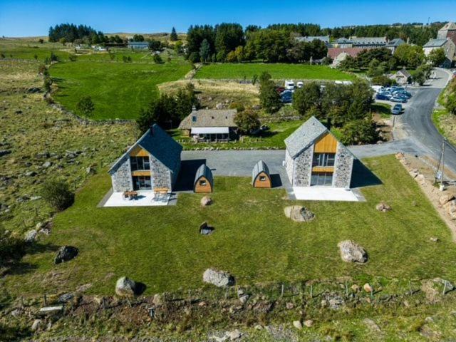 Saint-Chely-d'Aubrac Ski Chalet | BURON FRANCk
