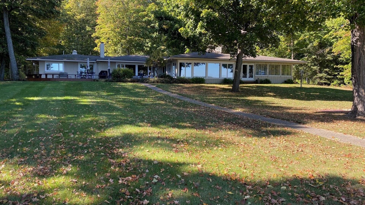 Cheboygan County House | Burt Lake Cottage on Indian Pt, 5 Bed, 4 Bath, Tennis/Pickle Ball Court and Dock