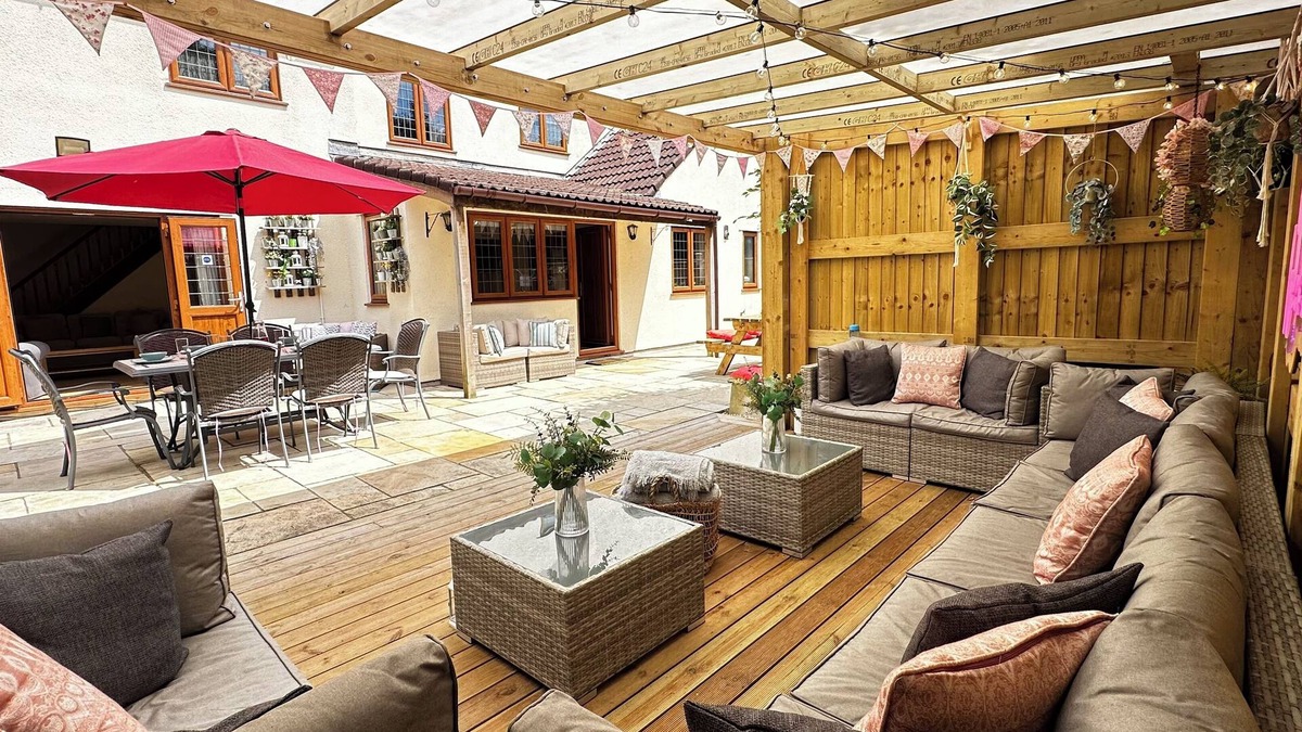 Emersons Green Other | Bury Hill Farm, Winterbourne, Beautiful Countryside Views, 15 min to Bristol