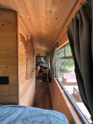 Mignaloux-Beauvoir House | Bus insolite