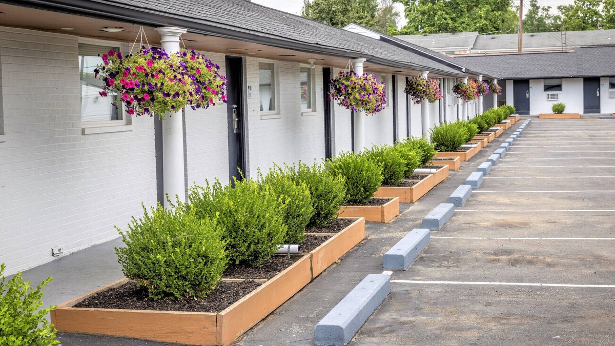 Oxford Hotel | Butler Inn
