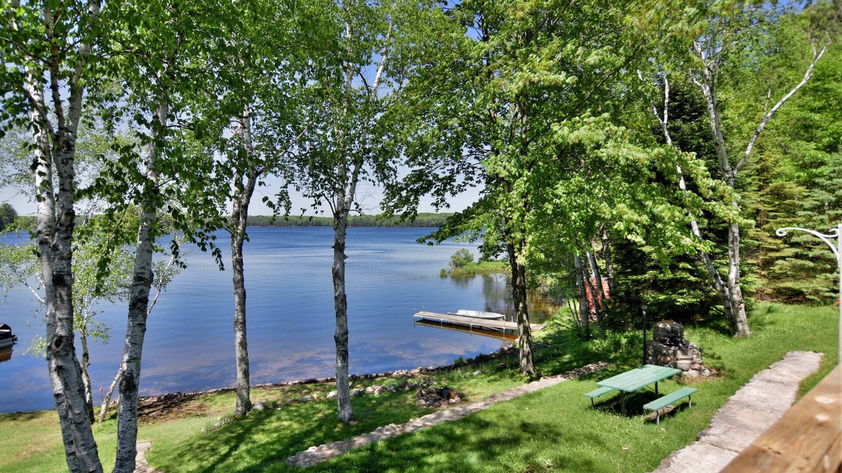 Hayward Cabin | Butler's Bay Teal Lake Cabin, Lakefront, Pet Friendly, Good Swimming