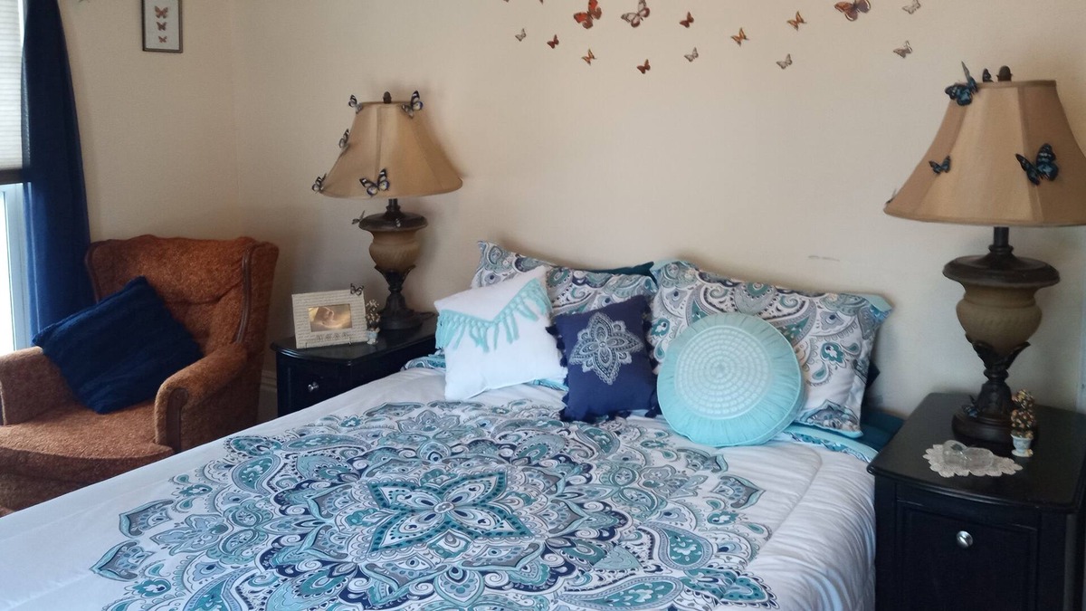 Trenton Bed & Breakfast | Butterfly Garden Suite