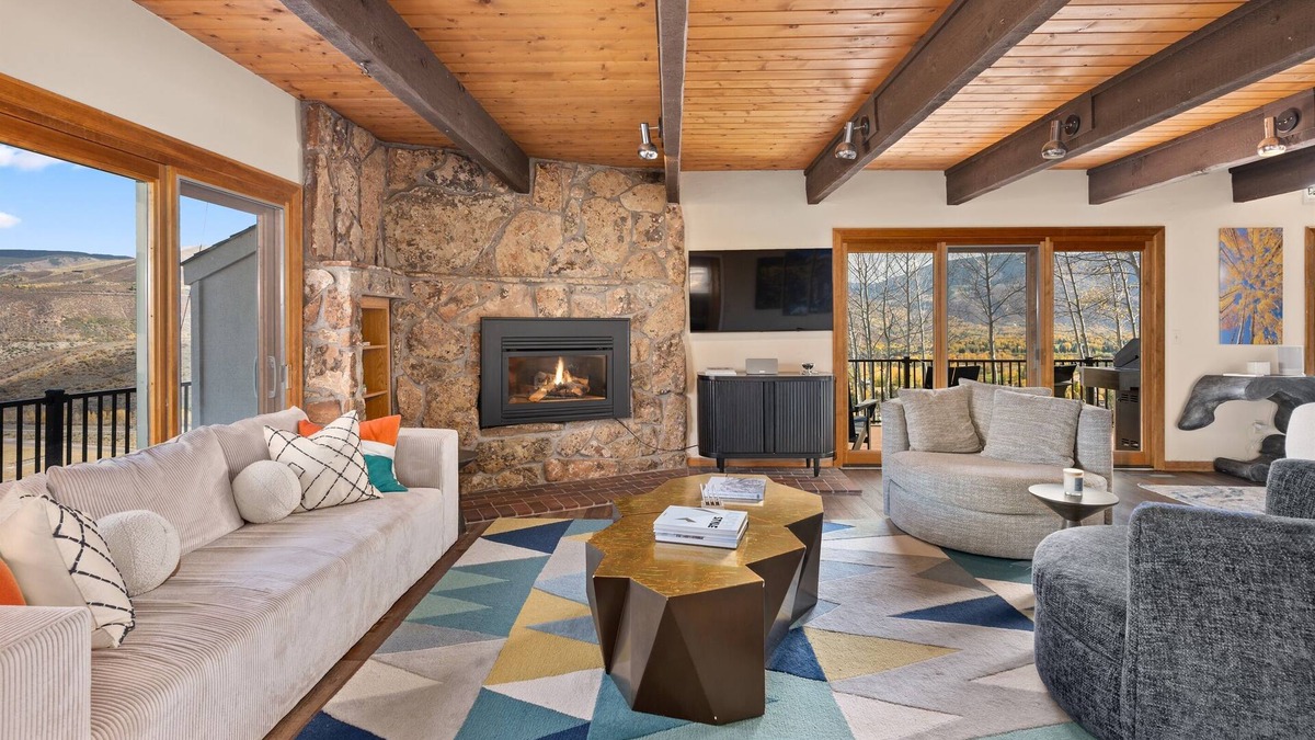 Aspen House | Buttermilk Ski Chalet | Sleep 10, Ski To Halfpipe!