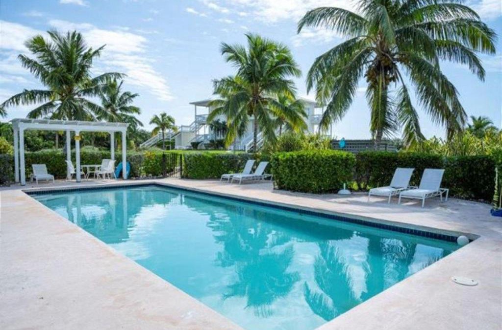 James Cistern Apartment | Buttonwood Reserve by Eleuthera Vacation Rentals