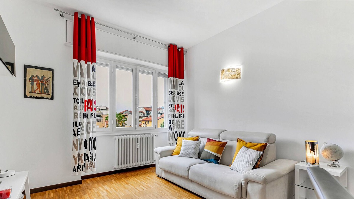 Simonetta Apartment | Buzzi Apartment - Short Rentals Italy
