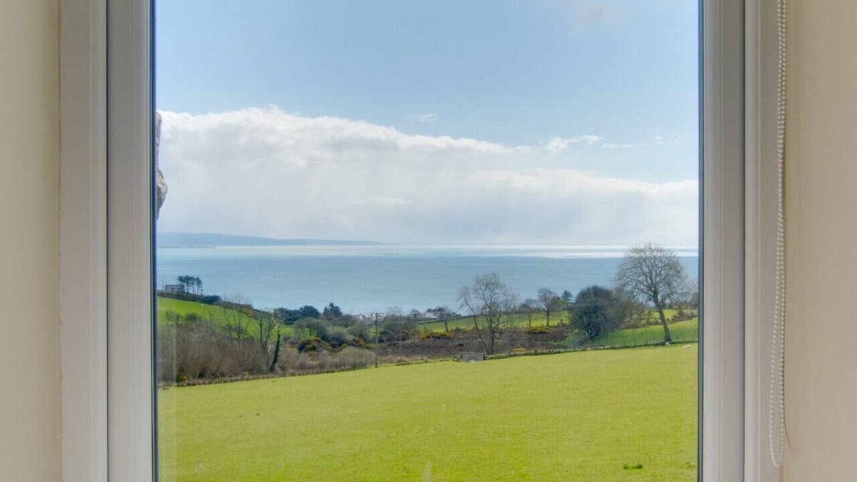 Criccieth House | Bwthyn Ednyfed - Three Bedroom House, Sleeps 6