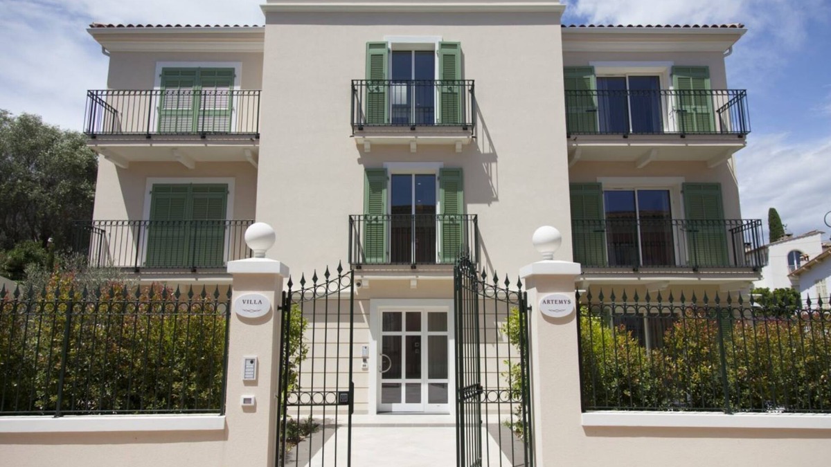 Cap-Ferrat Apartment | By Five Stars Holiday House