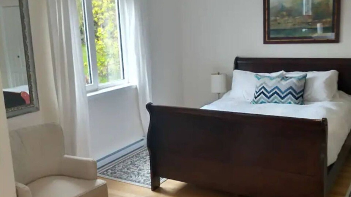Chemainus House | By the Bay Lavender's Villa- Ocean Spa Suiten