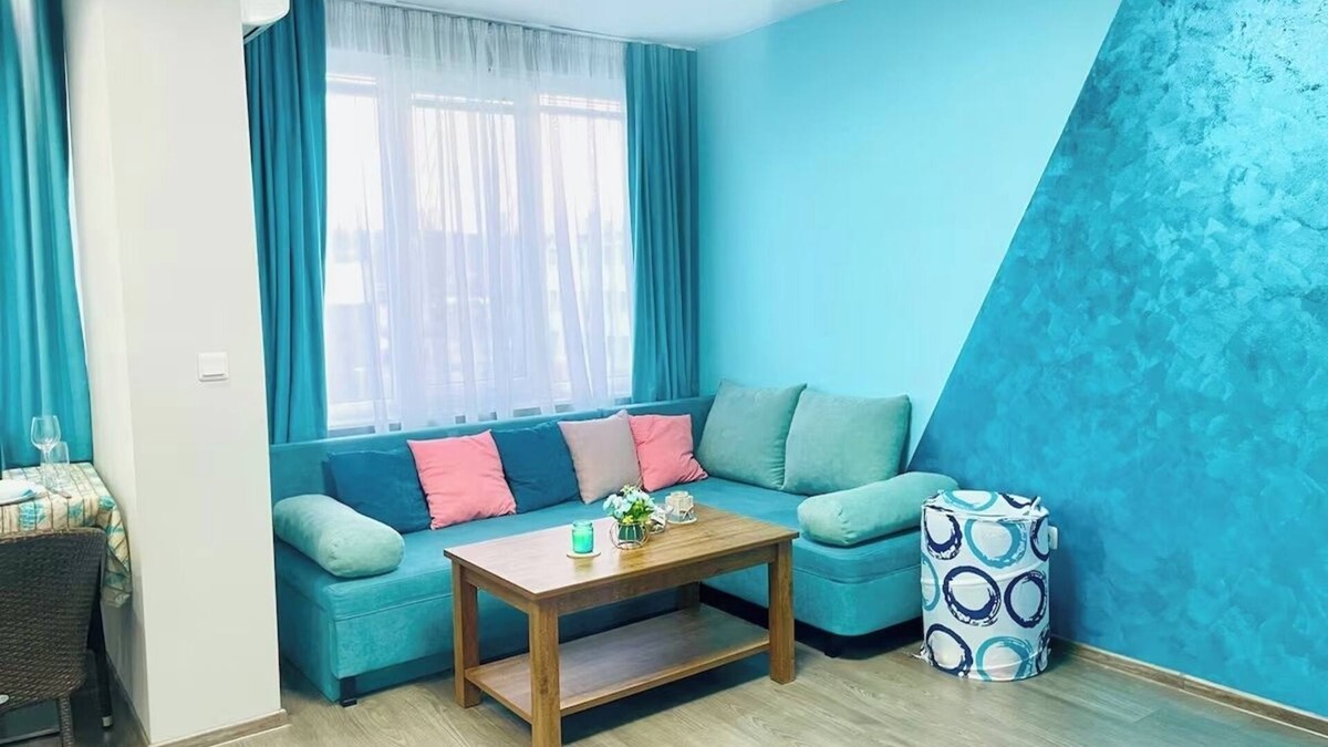 Varna City Centre Apartment | By the Sea and Nightlife - free parking