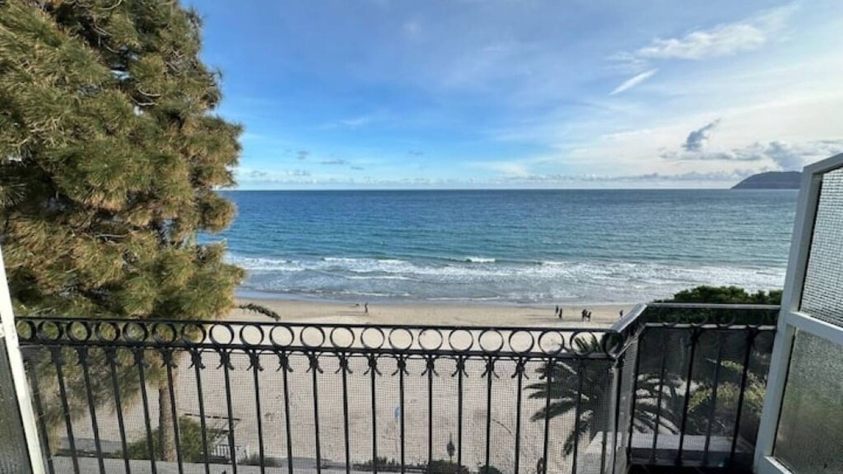 Alassio Villa | [By the Sea] Two-room apartment villa Iris