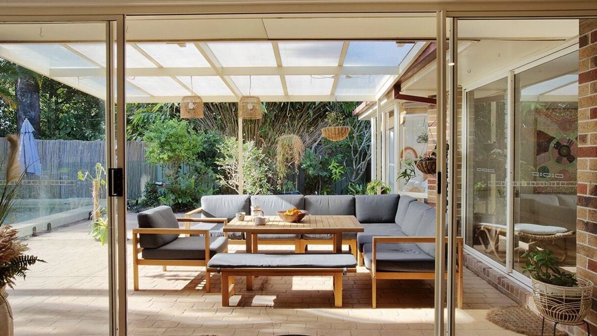 Ocean Shores House | Byron shire family home! saltwater pool